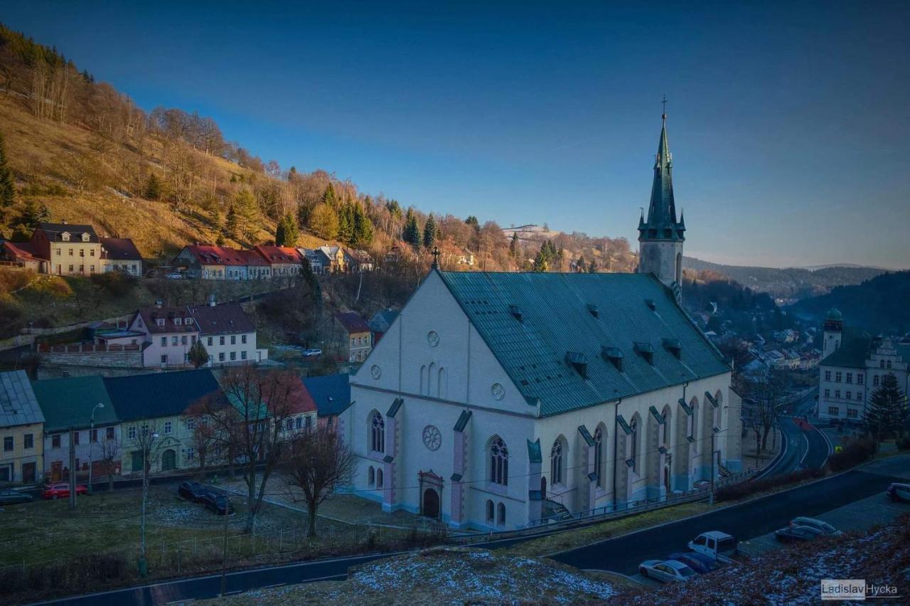 Apartman Albreit Jáchymov Zewnętrze zdjęcie